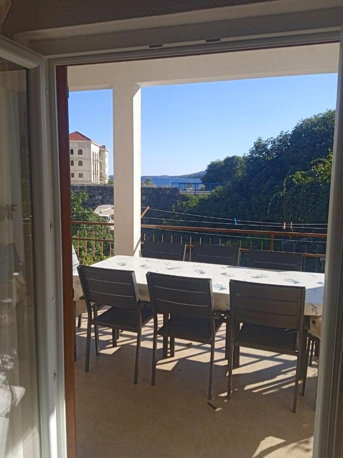 Apartman Gilan Seget Vranjica Exterior photo